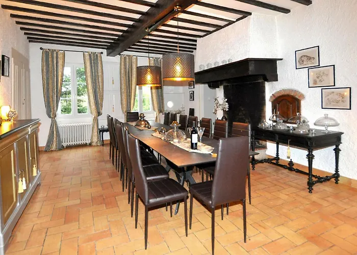 Hébergement de vacances Longere Authentique Piscine Sieurac