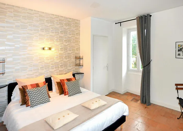 Longere Authentique Piscine Sieurac