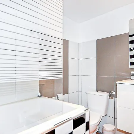 Longere Authentique Piscine *